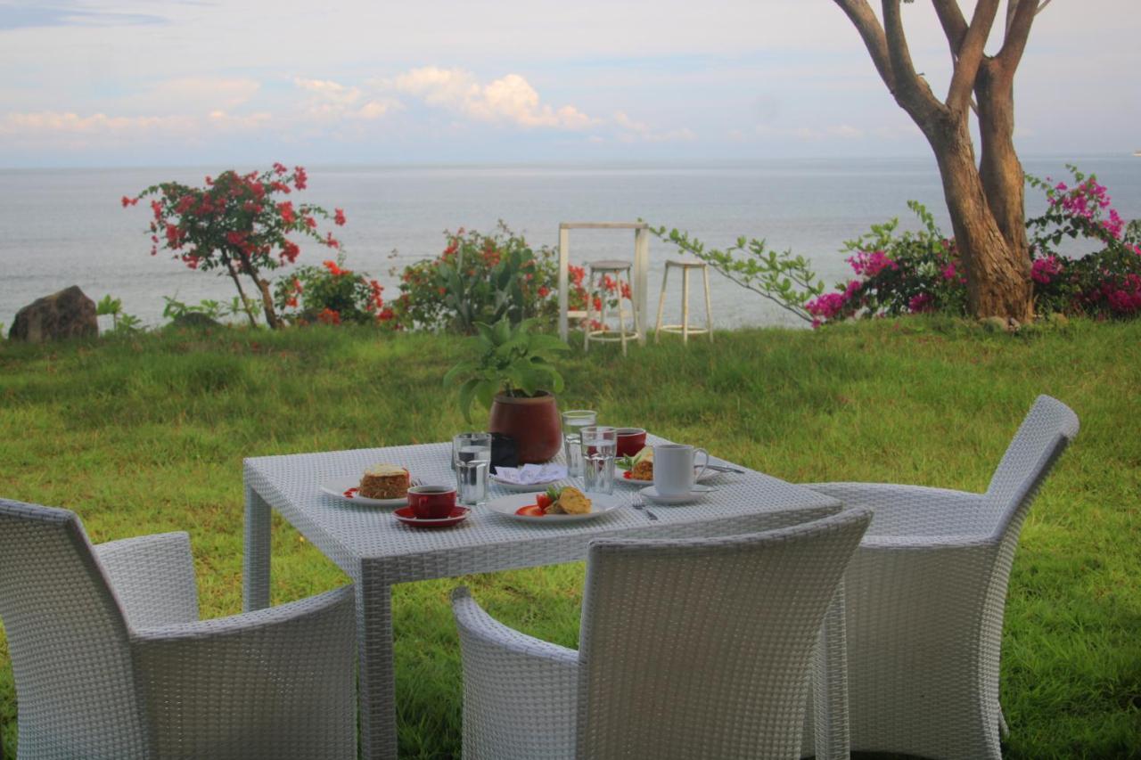 Lombok Sunset Bay Resort Sekotong Eksteriør billede